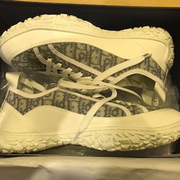 Dior B28 White Size11 main image 4